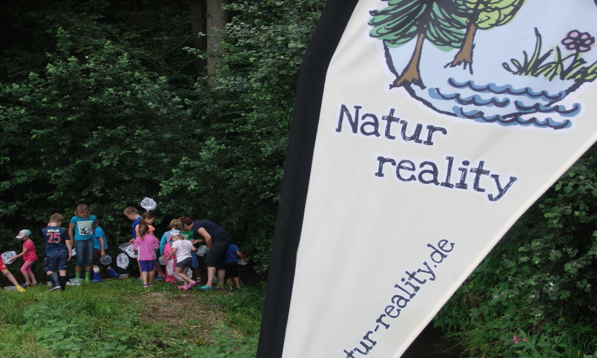 Hinweisschild in der Natur bei Natur reality in Lichtenfels, Franken