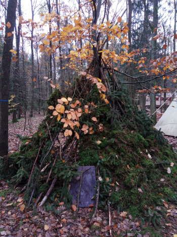 Tolle Behaussung im Wald bei Prächting mit Natur reality Franken